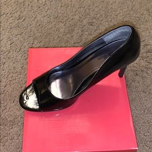 Black open toed heels 😍😍